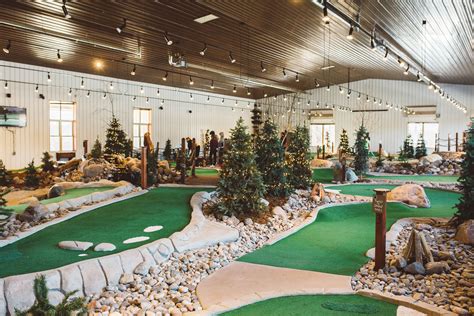 Putt putt golf indoor - 